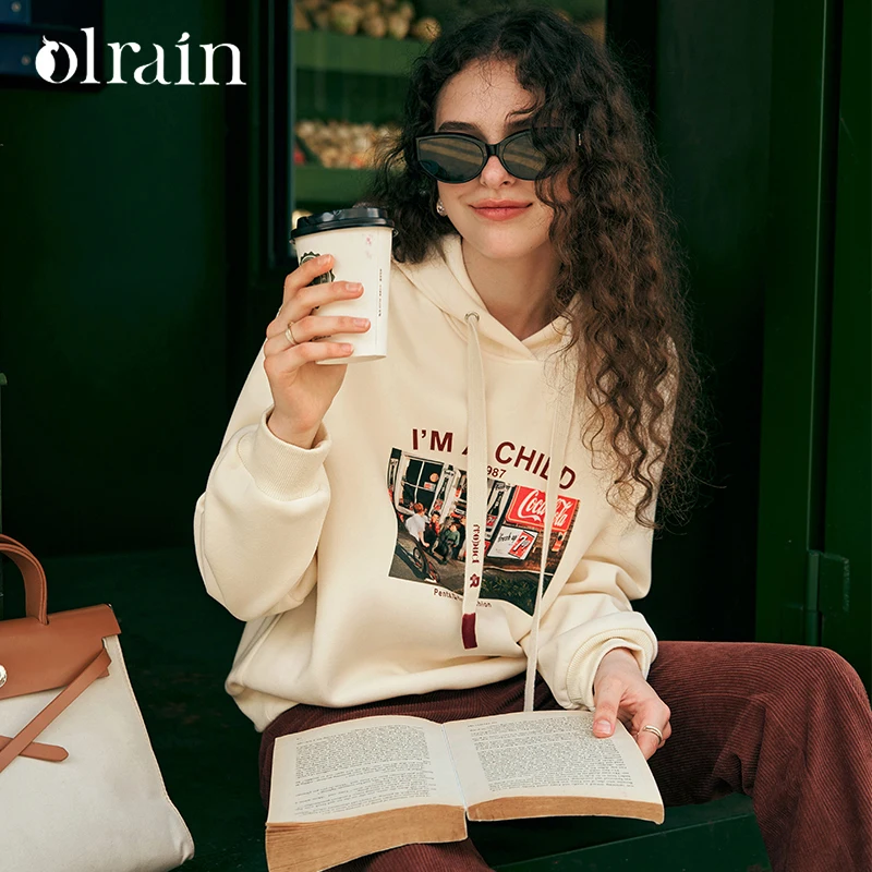 OLrain Women's Fashion Hooded Sweatshirts Autumn 2026 New Loose Retro Casual Tops Commute Long Sleeve Pullover Female O23DR88322