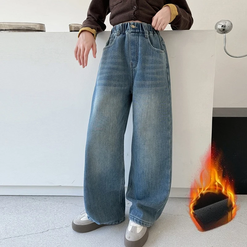 

Джинсы с вышивкой для девочек, зимние брюки на флисовой подкладке, новинка 2025 года, свободные универсальные школьные брюки для подростков, широкие прямые повседневные брюки 8 лет