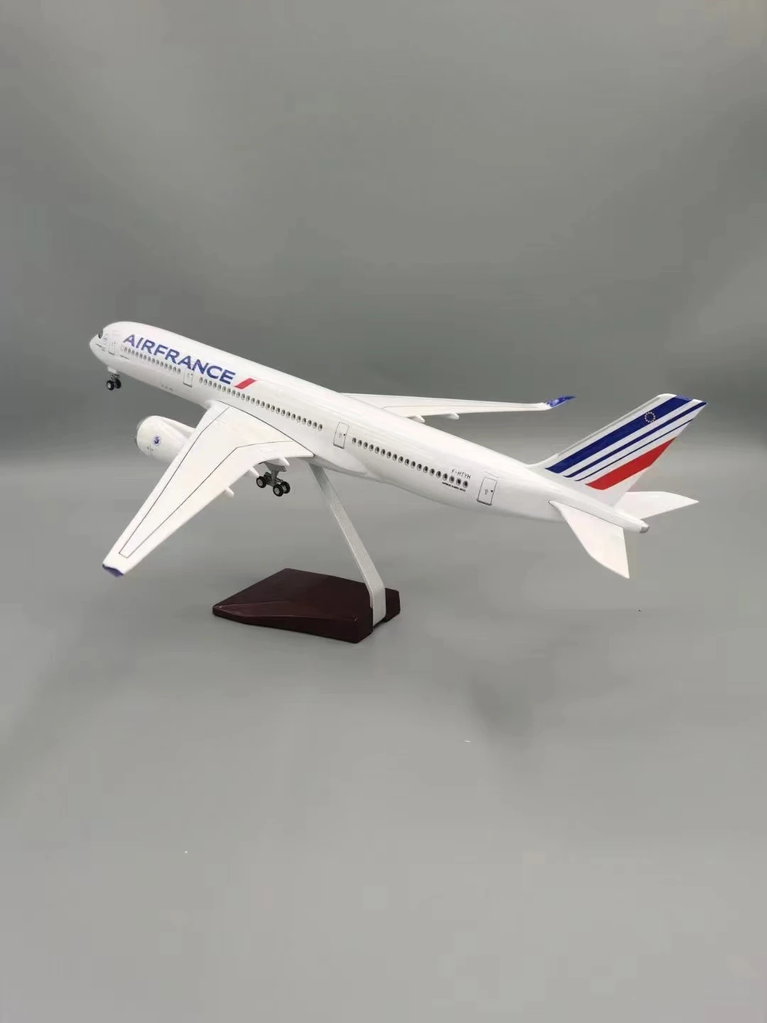 Resin 1:142 Scale A350 Air France Airlines Airbus 350 Plane Model 47cm Diecast Airplane Model With Lights Wheels Decoration Home