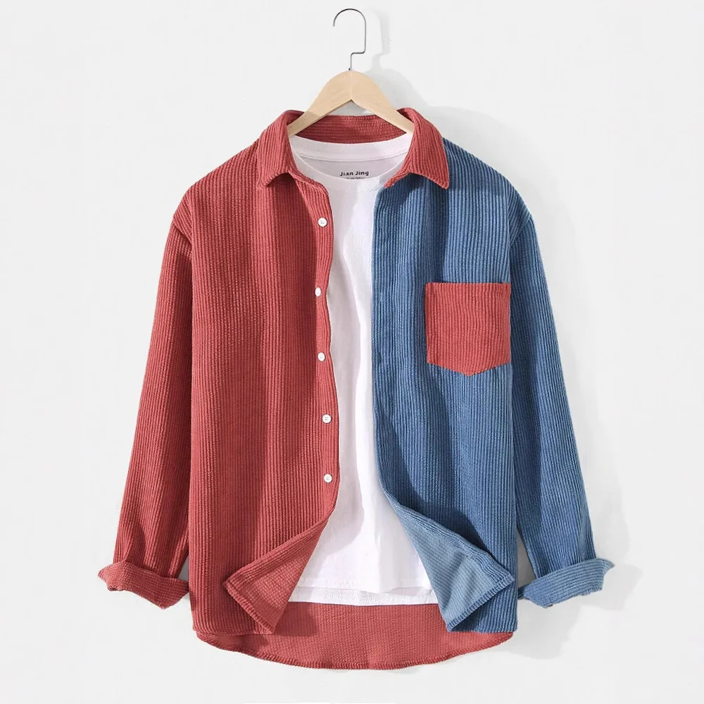 Giacca calda in velluto a coste di colore a contrasto da uomo nuova moda 2024 autunno e inverno nuova giacca da uomo camicia con risvolto T-shirt alla moda 한상