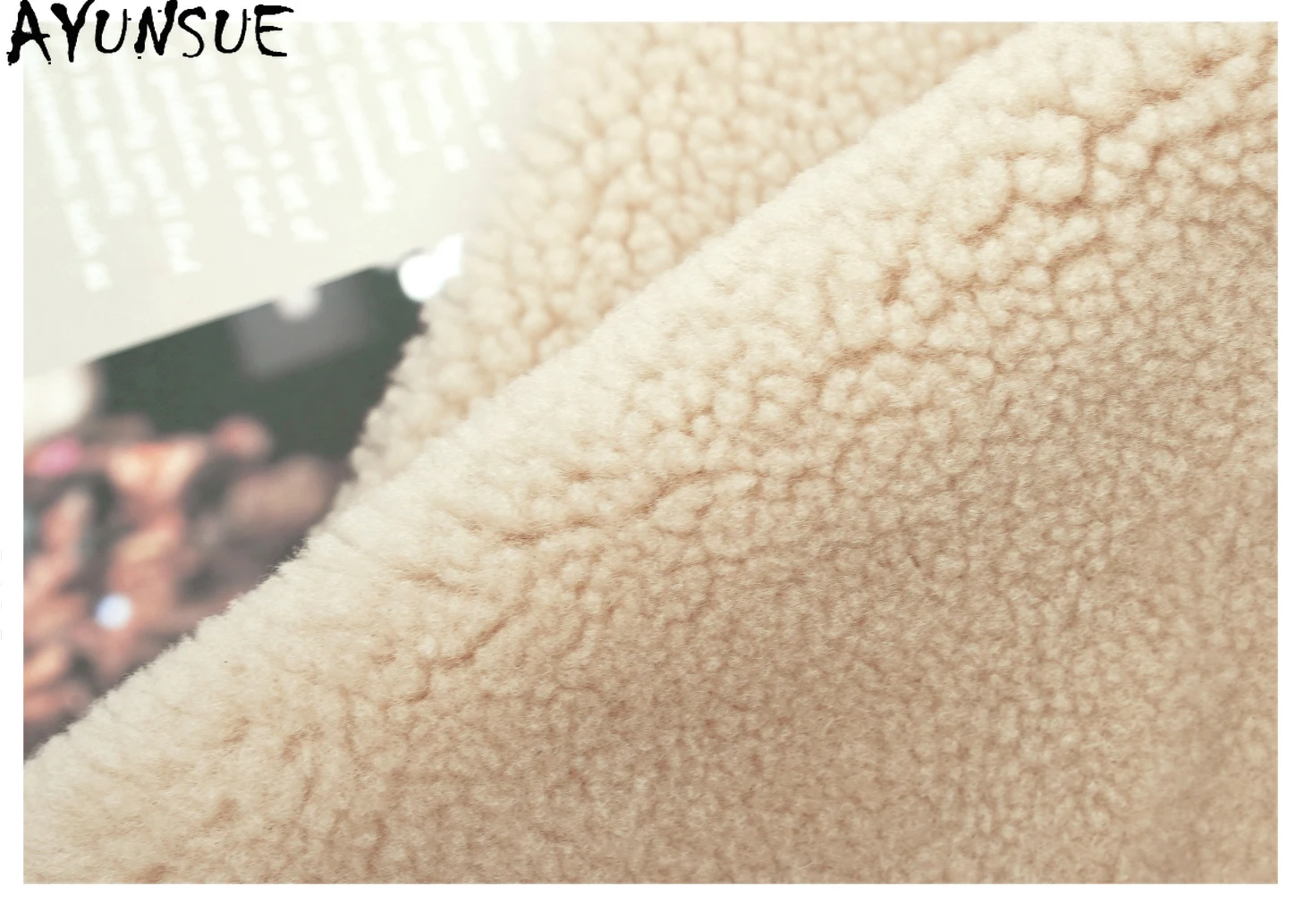 سترة من الجلد الطبيعي من فراء الأغنام من AYUNSUE للنساء 2025 معطف من الفرو الطبيعي ملابس شتوية دافئة للسيدات نمط جديد شوبانا Жenska