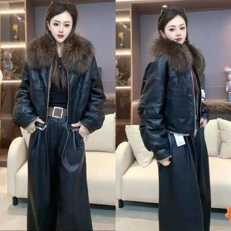

Утепленная женская куртка-косуха из искусственной кожи с длинными рукавами и меховым воротником, черная, стильная, повседневная, теплая
