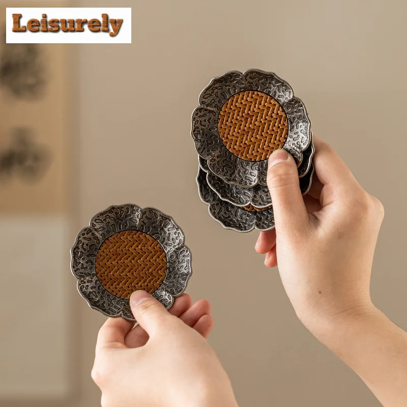 2pc/set Creative Alloy Rattan Coasters for Coffee Cups Anti-scald Placemats White Tea Mat Tea Services Accessories Collection