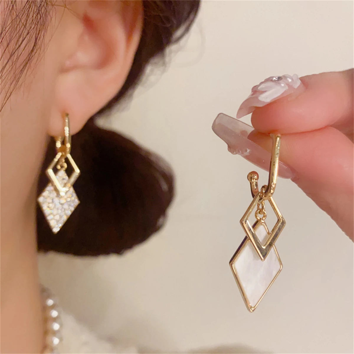 

Trendy Geometric Rhombus Dangle Earrings for Women Light Luxury Personality Hundred Unique Earrings Crystal Accents