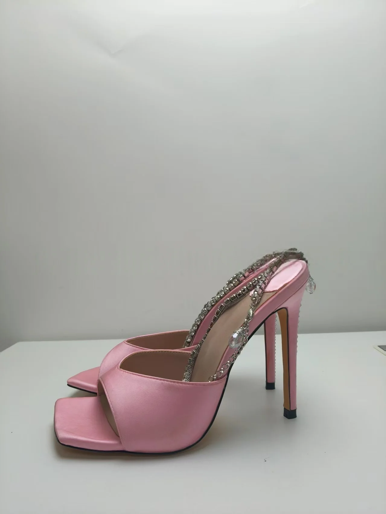 

2025 Spring New Square Toe Stiletto Hollow Women Sandals Fish Pattern Chain Sexy Elegant Dress Ladies Large Size High Heels