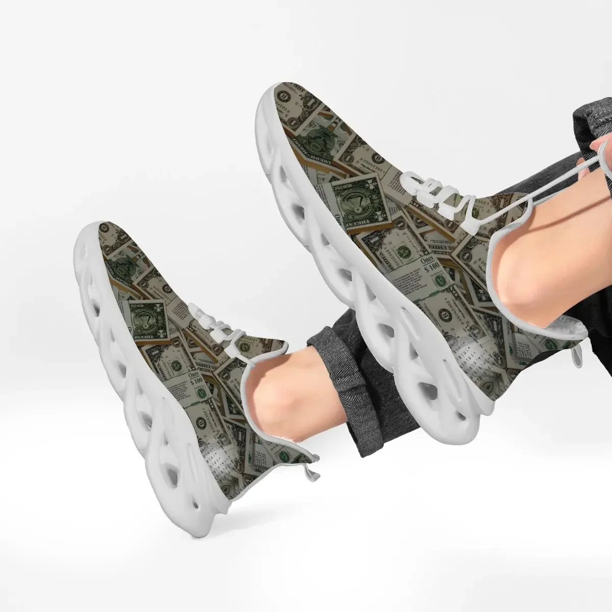 

Parent-child Shoes Large-sized Flying Woven Casual Sports Shoes Lace-up Soft Sole Banknote Polka Dot Color Block Flat Shoes