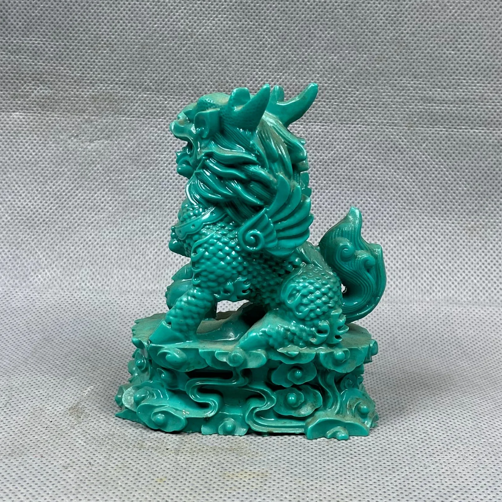 Chinese Natural Turquoise Hand-carved Exquisite kylin Statue