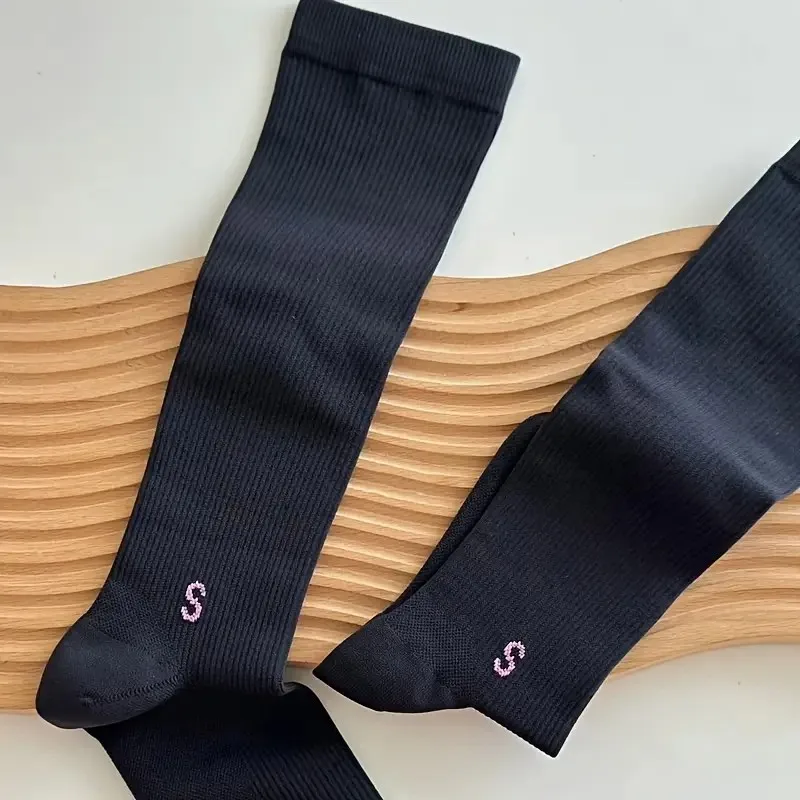 1 Paar professionelle Waden-Kompressionssocken, hohe Elastizität, atmungsaktiv, Komfort, ganzjährig, Laufen, Springseil, Sportsocken – Detail 13