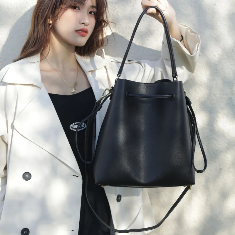 

new pure color bucket bag soft leather fashion large capacity totes all-match shoulder leather women bag