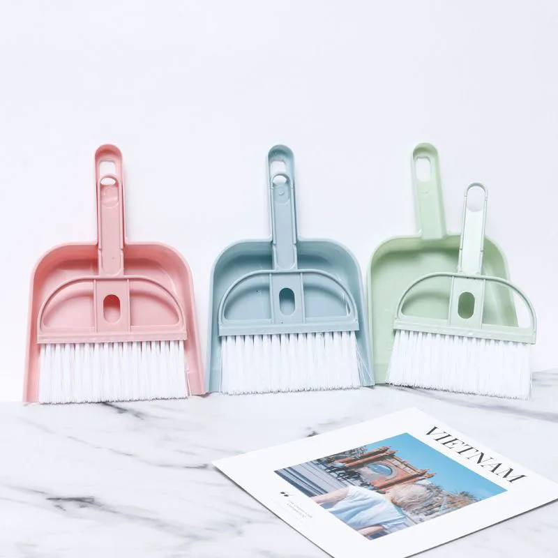 Novo Macaron Pet Pequeno Dustpan Vassoura Set Pet Sweeper Conveniente e Fácil de Armazenar Pet Ferramenta de Limpeza Venda Quente Pet Home Supplies