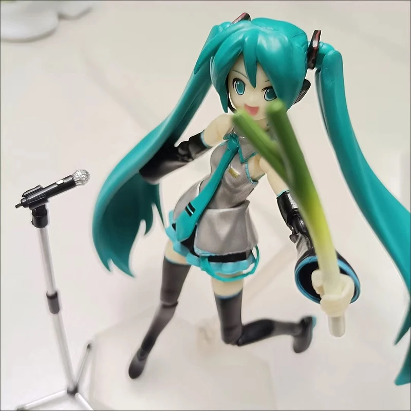 アニメフィグマ初音ミクアクションフィギュア可動ジョイント小道具が含まれていますデスクトップ装飾コレクション-pvc-モデルのおもちゃ少年ギフト