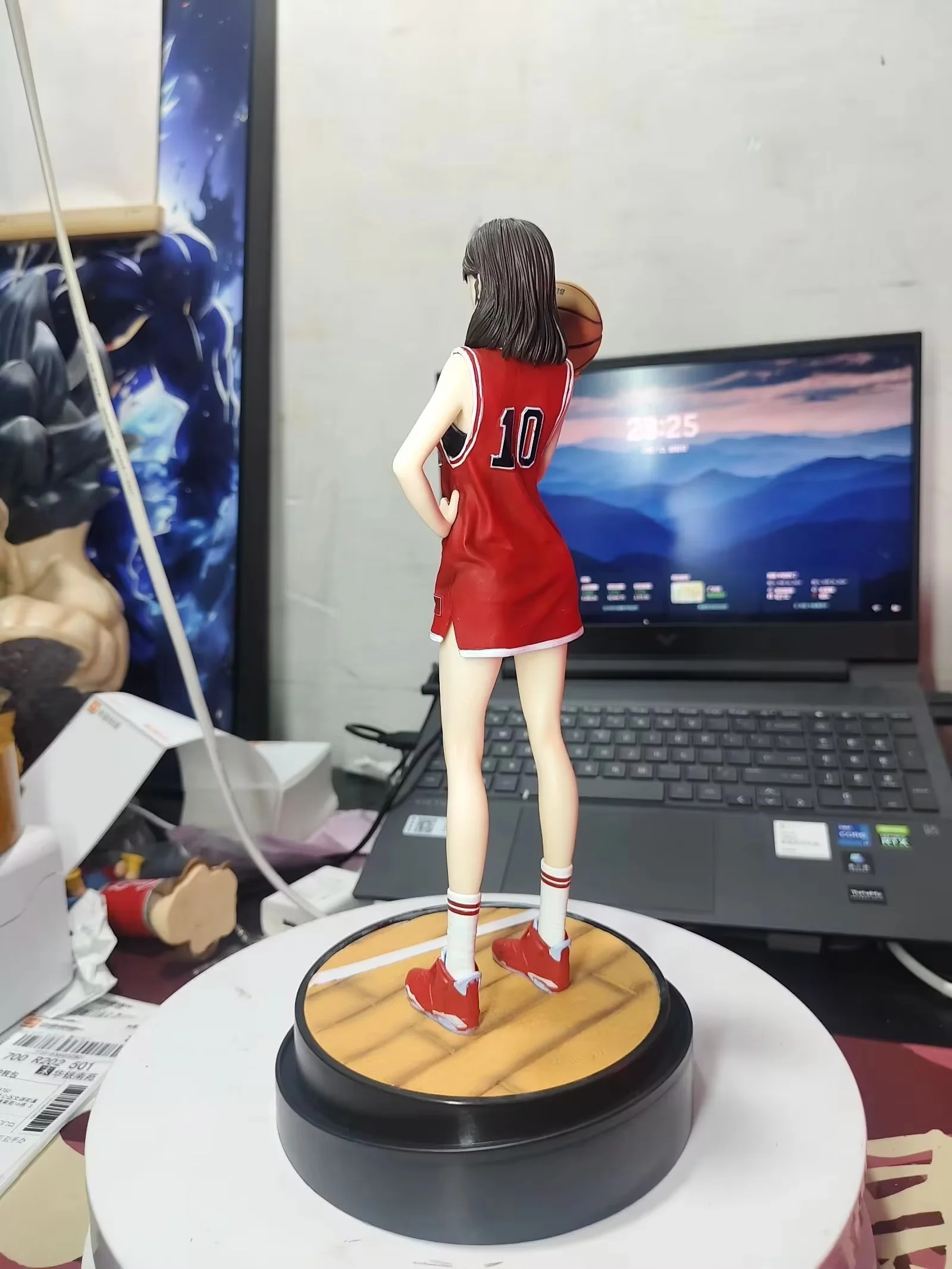 31cm Slam Dunk Figures Haruko Akagi Figure Basketball Goddess Pvc Model Gk Models Collection Desk Decoration Child Birthday Gift