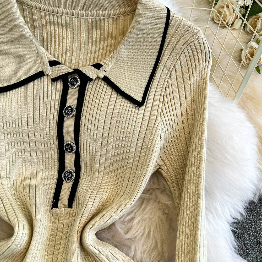 خريف جديد 2025 فستان محبوك بأكمام طويلة ومشمش أسود وياقة مقلوبة فستان ضيق على شكل حرف A أنيق