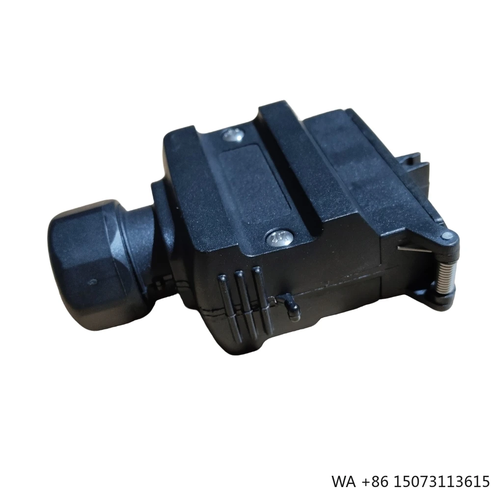 Australian 12-Way Flat Trailer Plug Screw   with Cover Heavy Duty Flat Connector