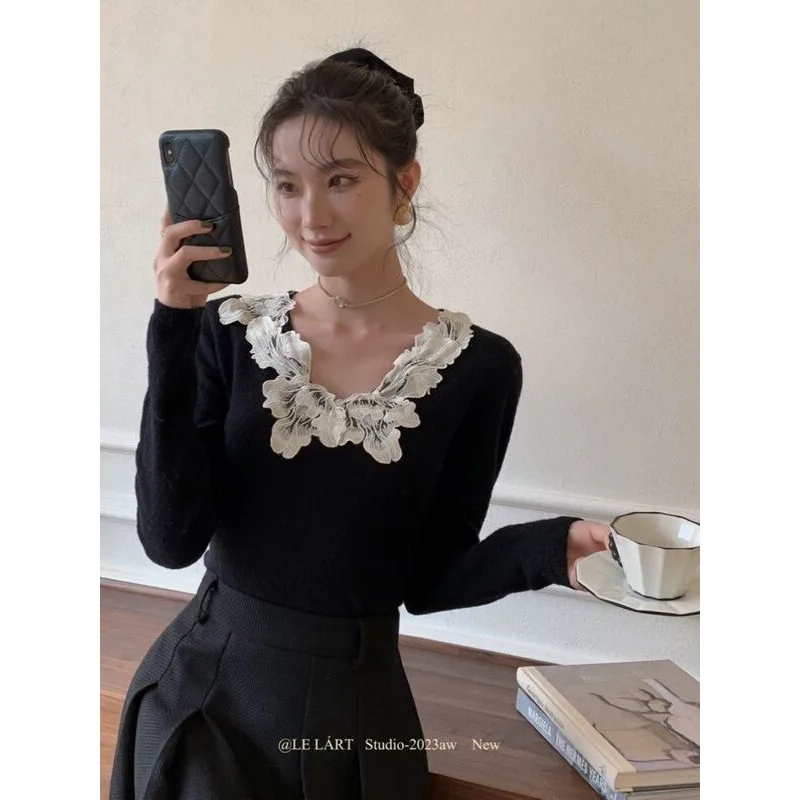 الفرنسية المتناقضة اللون الربط الدانتيل تي شيرت برقبة على شكل v المرأة شتاء جديد سليم صالح Ladylike محبوك القمم للنساء #3