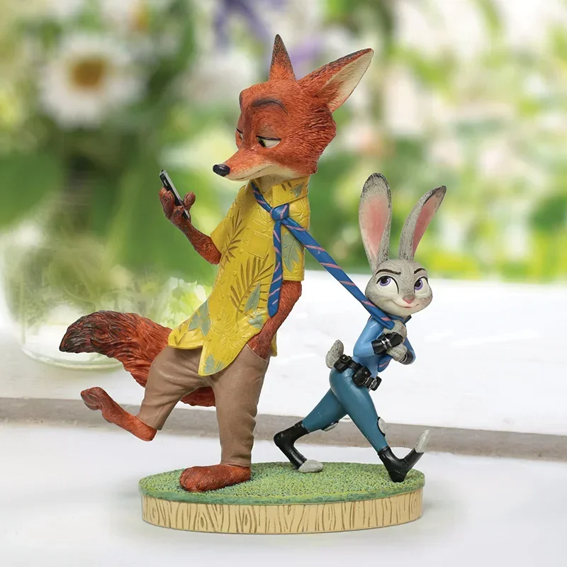 Disney-Figurine mignonne de lapin de Judy de renard de réparation de zootopia, ornement de bureau, dérivé de film original, cadeau de Noël et de la fête de Léon