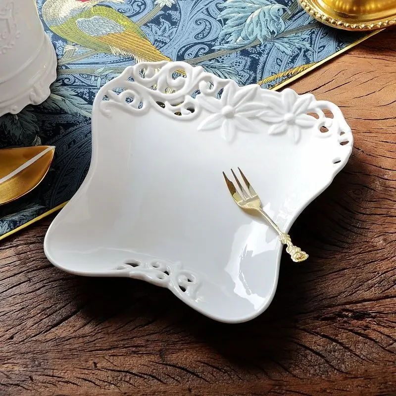 European Style Palace Crafts Ceramics Hollow White Butterfly Plate European Style Afternoon Tea Pastry Gourmet Plate Fruit