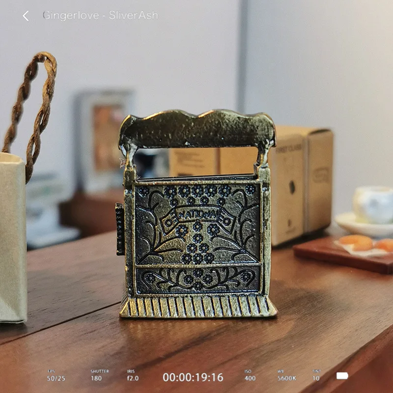 1:12 Miniature Retro Cash Register Figurine Doll House Accessories Miniature Food Toys Model Scene Photography Props Decoration