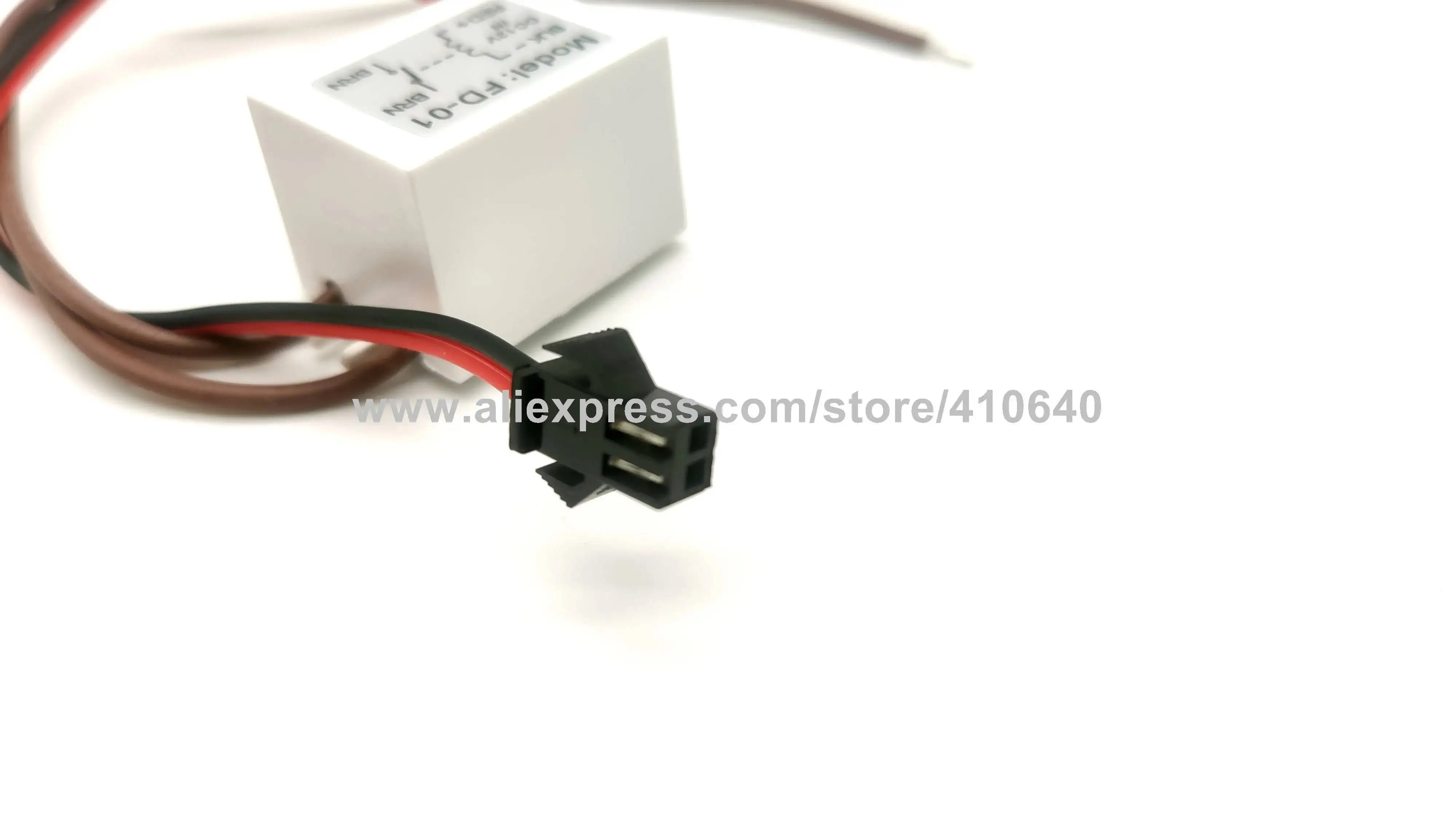 Relè antiappannamento DC 12V per lampada Mirror Mist rimozione del Controller della pellicola Mini relè per pellicola antiappannamento a specchio on