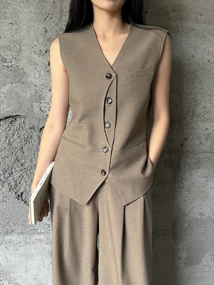 

BJTZ V-neck Blazers Vest Jacket For Women 2024 Spring Autumn New Trend Sleeveless Tops Female Clothing HL136