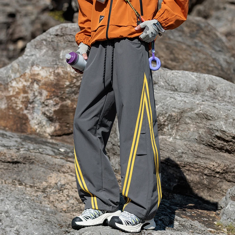 Mens Baggy Hiking Pants Water Resistant Wide Leg Cargo Pants Men's Track Pants Baggy Parachute Sweatpants Streetwear, Striped