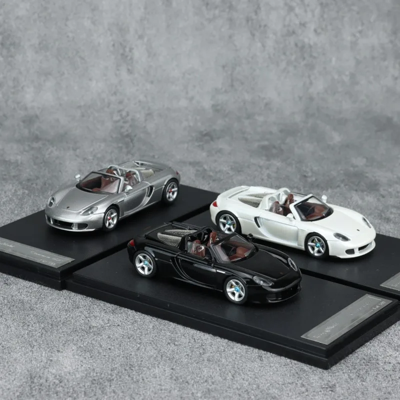 

In stock: 1:64 Carrera GT convertible die-cast simulation alloy car model, boys' toy, adult collectible ornament.