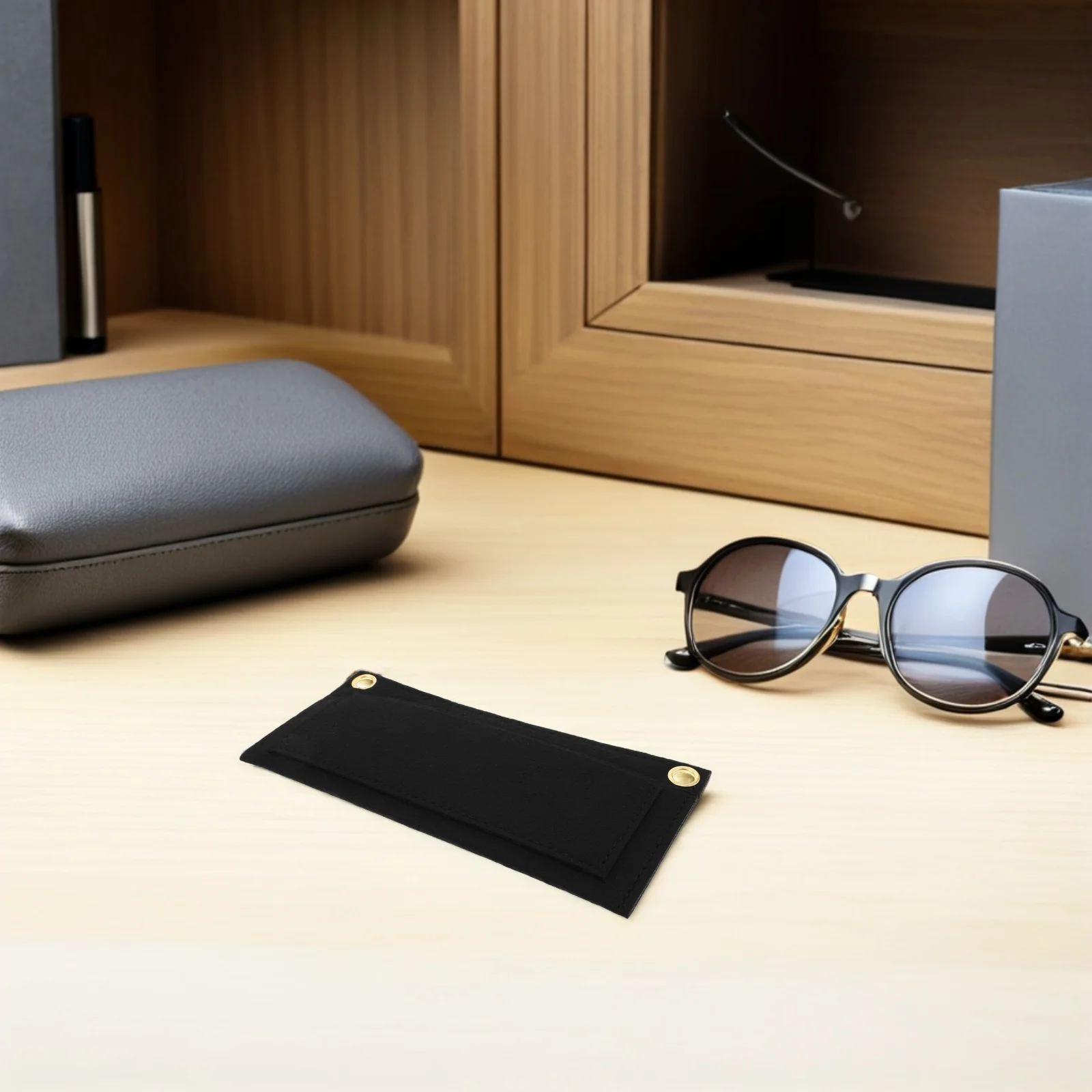 

5Pcs Felt Wallet Divider Insert Handbag Purse Organizer for Clutch Tote Compact Multi-Compartment Felt Purse Liner for Women