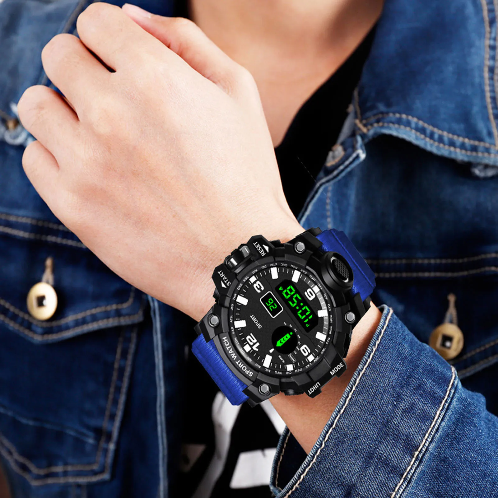 Cool Men\'s Oversized Design Light Digital Sports Plan Shaped Dial Electronics Wrist Watch