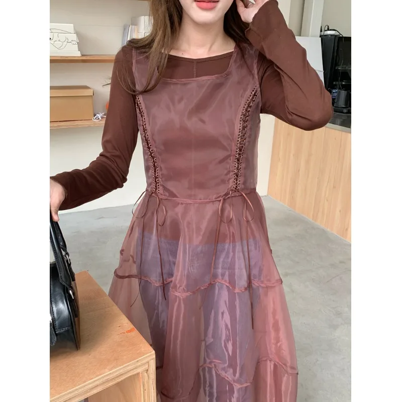 Conjunto de Dos Piezas para Mujer, Estilo Coreano, Camiseta Moderna de Cuello Redondo y Manga Larga con Vestido Transparente de Organza que Ajusta la Cintura