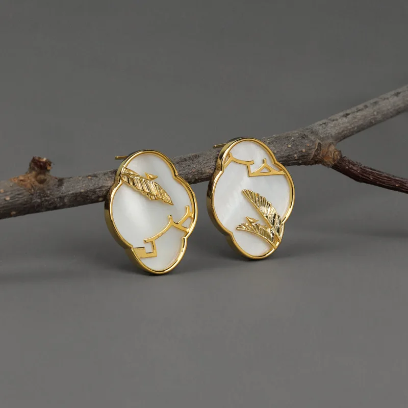 New Chinese Style Pure Silver Earrings with Garden Window Scene Imagination Banana Leaf Design Fashionable Jewelry for Women