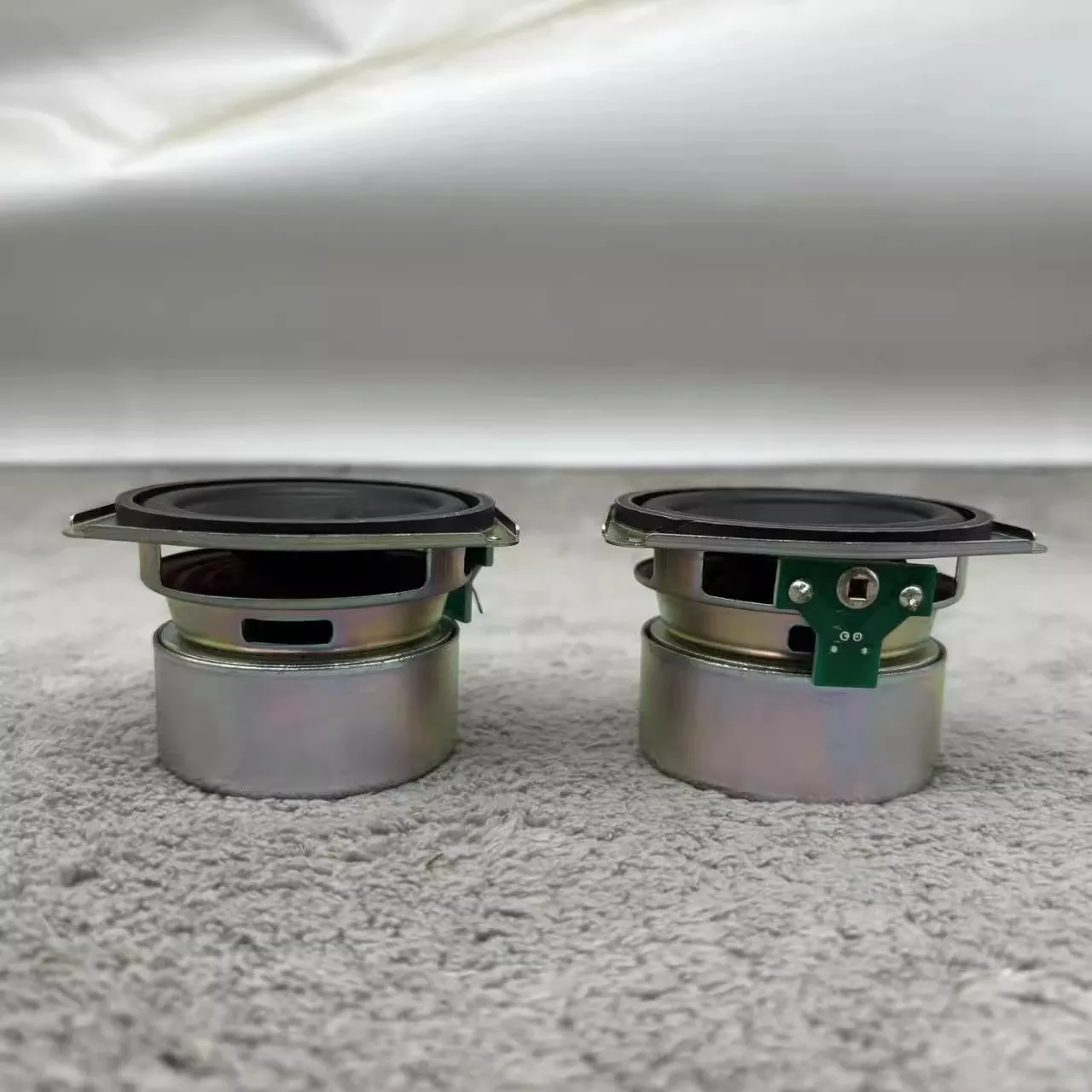 GHXAMP Kualitas Tinggi 2.5 Inci 65Mm Jangkauan Penuh Speaker Jarak Menengah Sisi Kain Penutup Anti Magnetik untuk Panasonic 8 Ohm 10W 2 Buah
