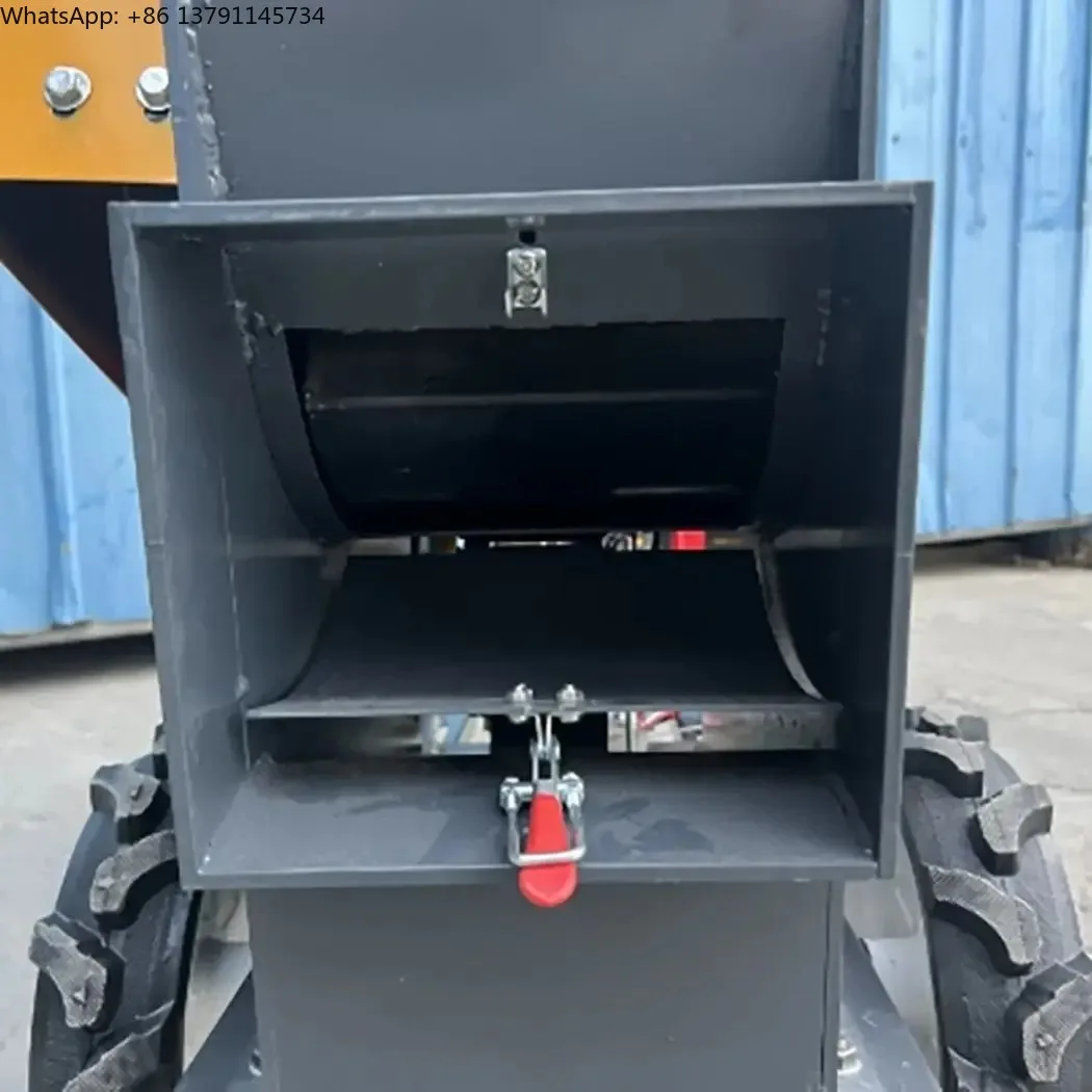 16HP Diesel-Powered Wood Chipper Shredder Industrial Branch Crusher Machine for Lumber Processing