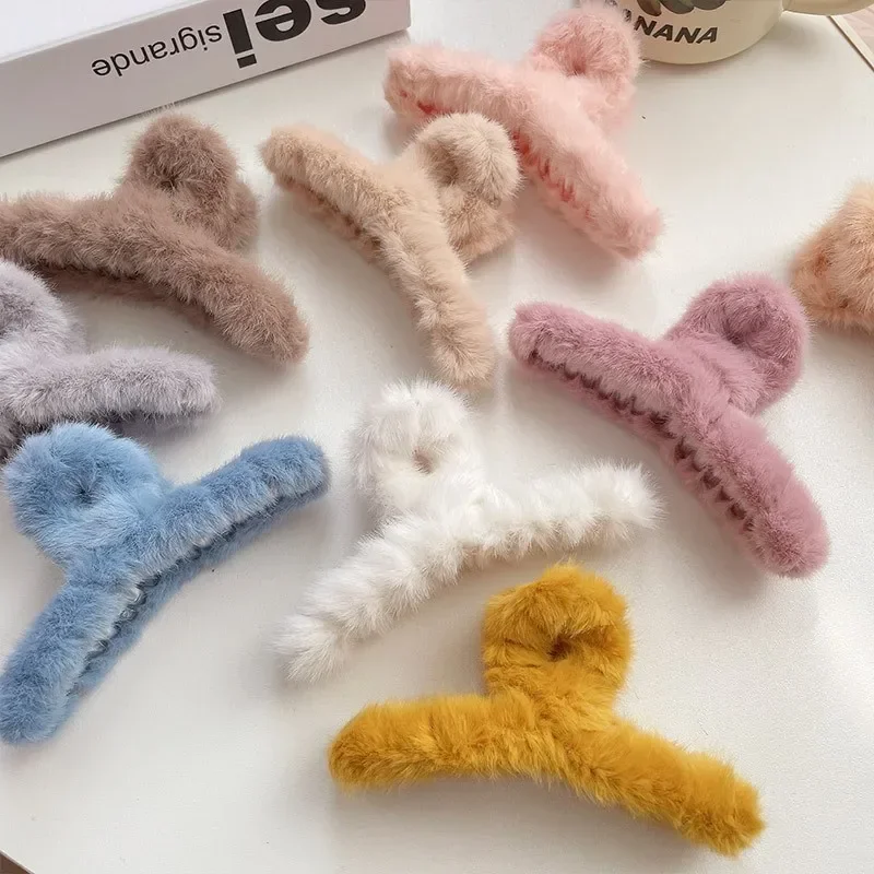 Fluffy Plush Faux Fur Big Crab Hair Claw Clips Women Girls Winter Ponytail Holder Hair Barrettes Clamps Hair Accessories Cheap