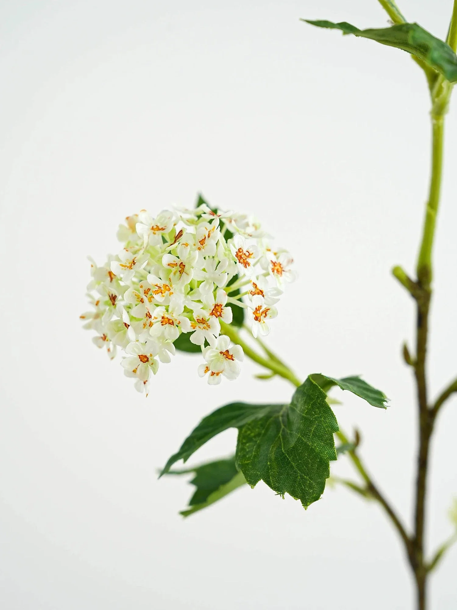 White Rustic Tiny Artificial Flower Snowball Plastic Bridal Handheld Bouquet Floral Arrangements Natural Aesthetic Decor Spring
