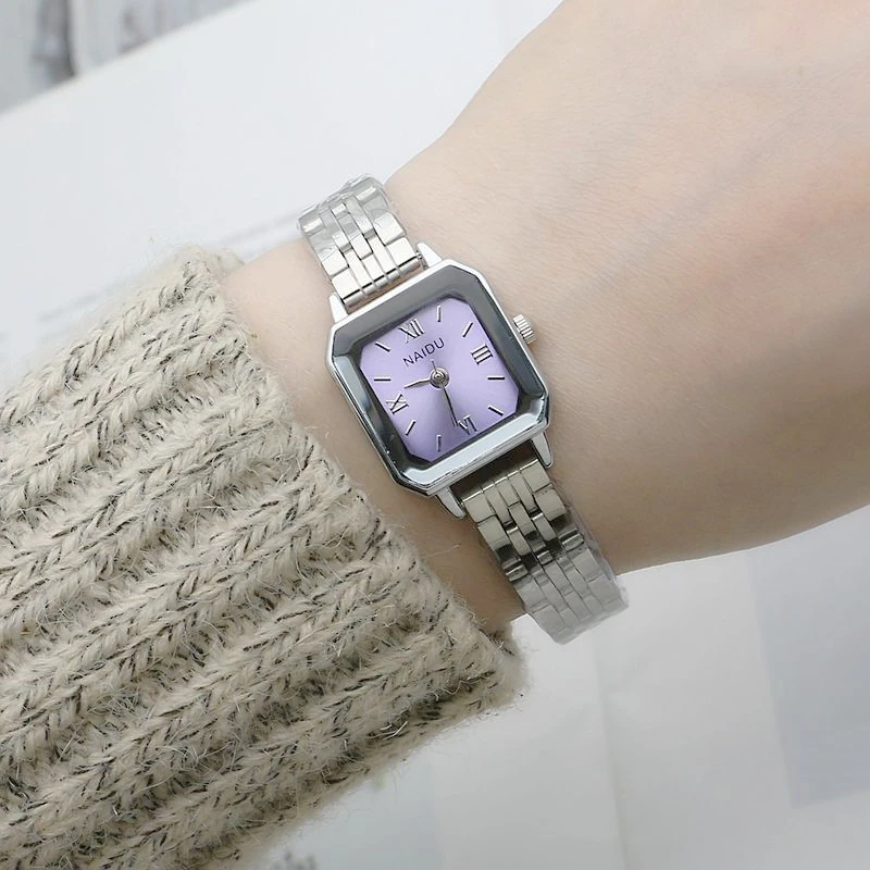 Orologi quadrati alla moda da donna Cinturino in lega d'oro 2025 Orologi da polso al quarzo da donna di lusso Qualità Orologio femminile in scala romana