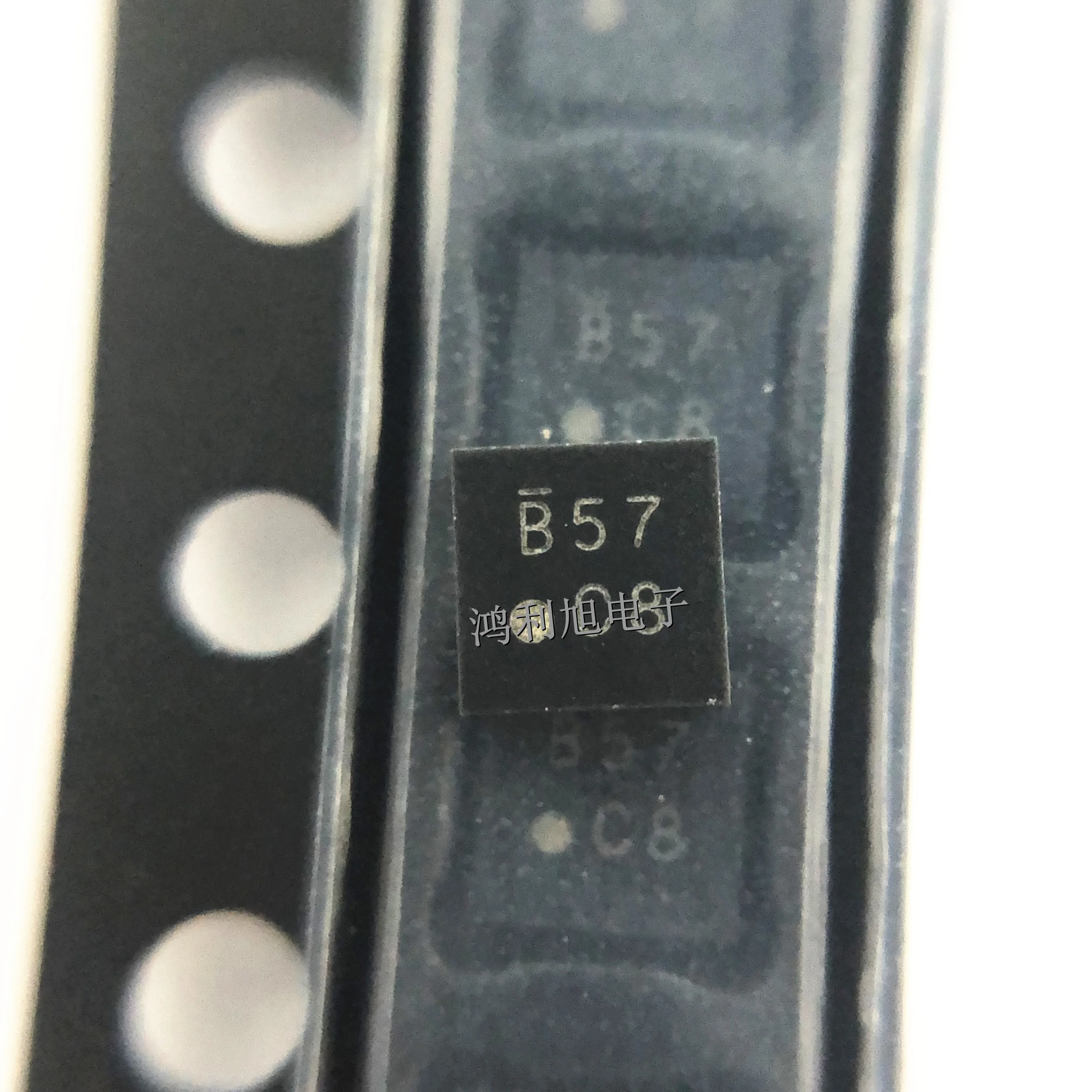 

5 шт./лот CXA4602UR-T9 QFN-20 МАРКИРОВКА; B57 CXA4602UR