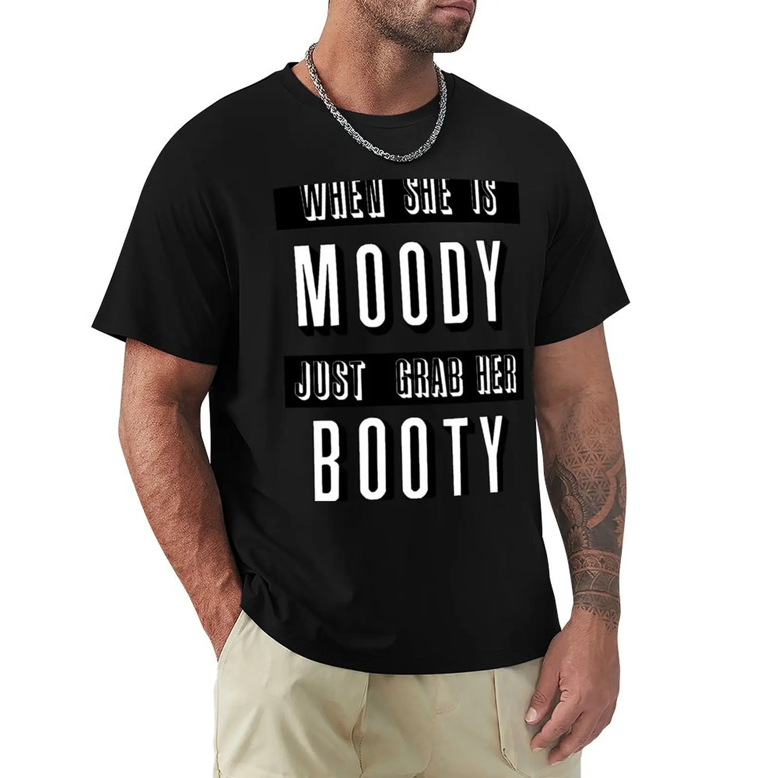 moody grab her booty T-Shirt Plus Size Short Sleeve T-Shirt