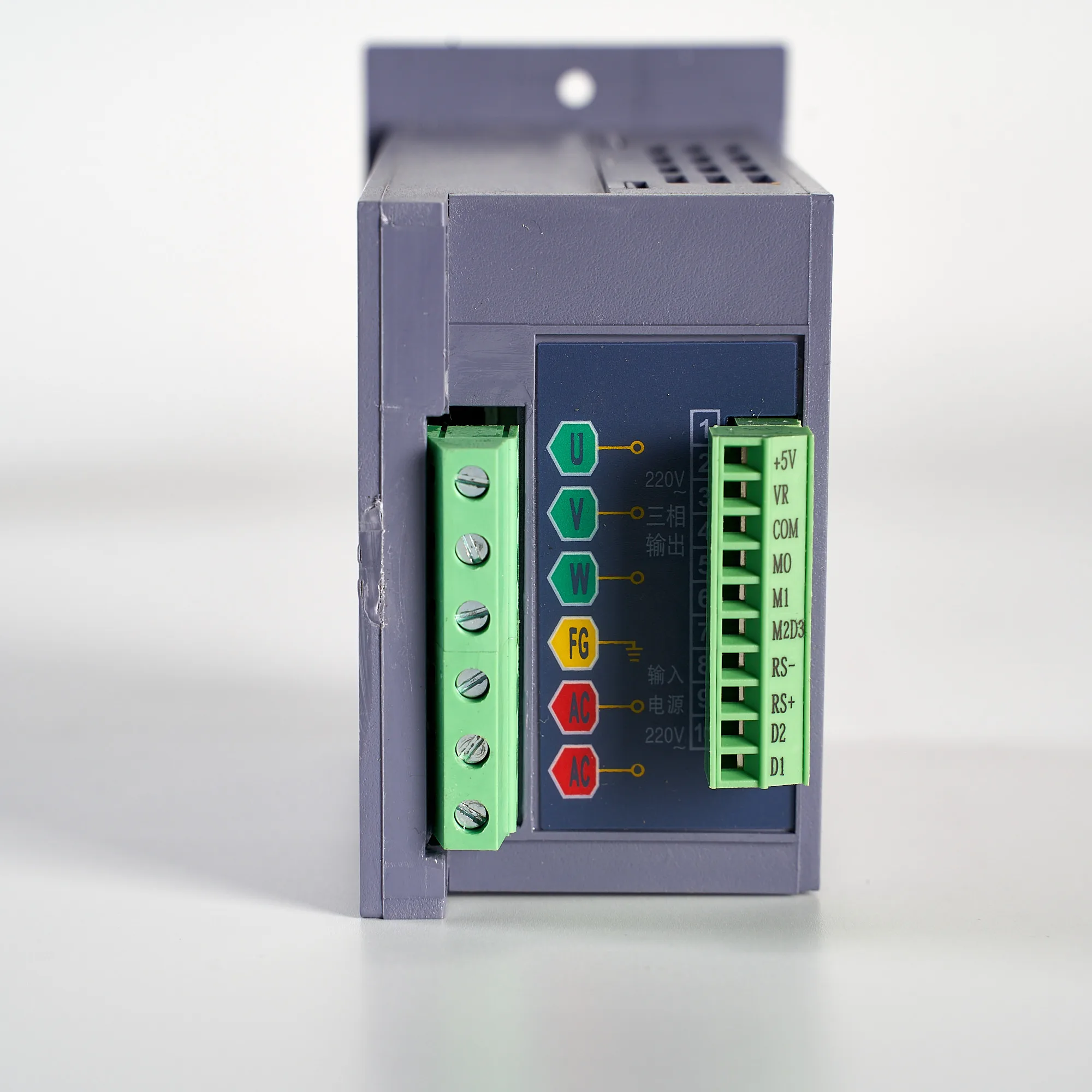 MCU Inside 220v Digital Technology Variable Frequency Driver 0.2KW 0.4KW 0.75KW