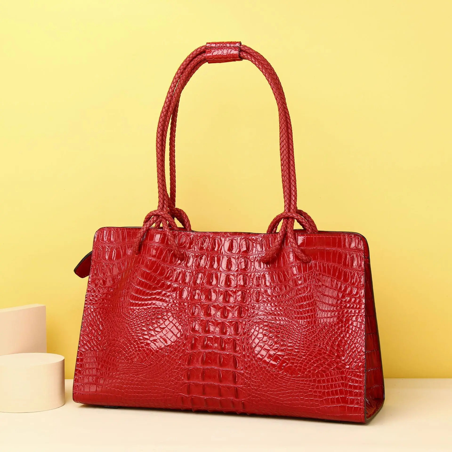 New Crocodile Bone Pattern Women's Luxury Designer Handbag with Large Classic Tote Single Shoulder Diagonal Cross Bag Trendy Bag