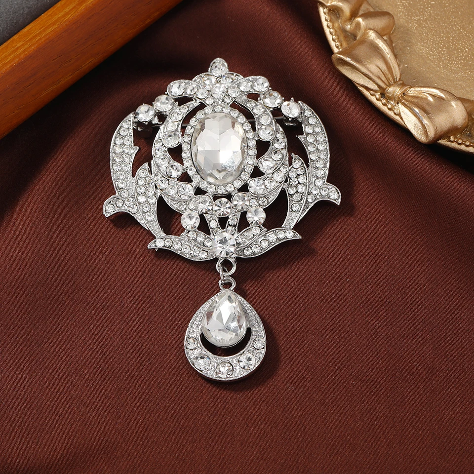 Morkopela Vintage Big Flower Crystal Brooch For Women Palace Style Rhinestone Weddings Party Casual Brooches Pins Gifts