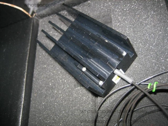 

MD622TJ-3LC30P Новый оптоволоконный кабель в оригинальной коробке: собственное место: прямая оплата может быть изготовлена.