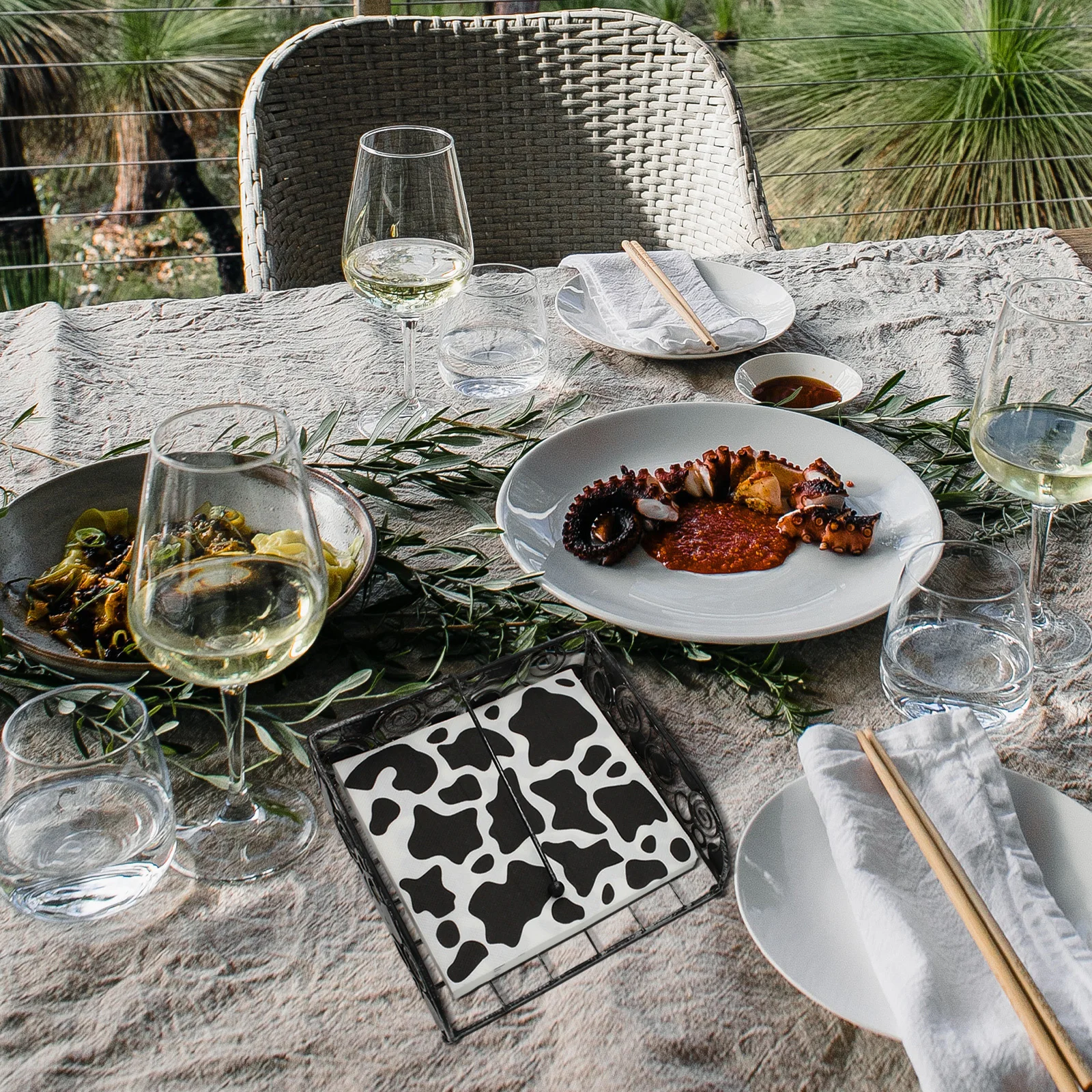 100 Sheets Color Pattern Napkins Creative Party Use Decorative Holiday Paper Napkins Disposable Kitchen Restaurant