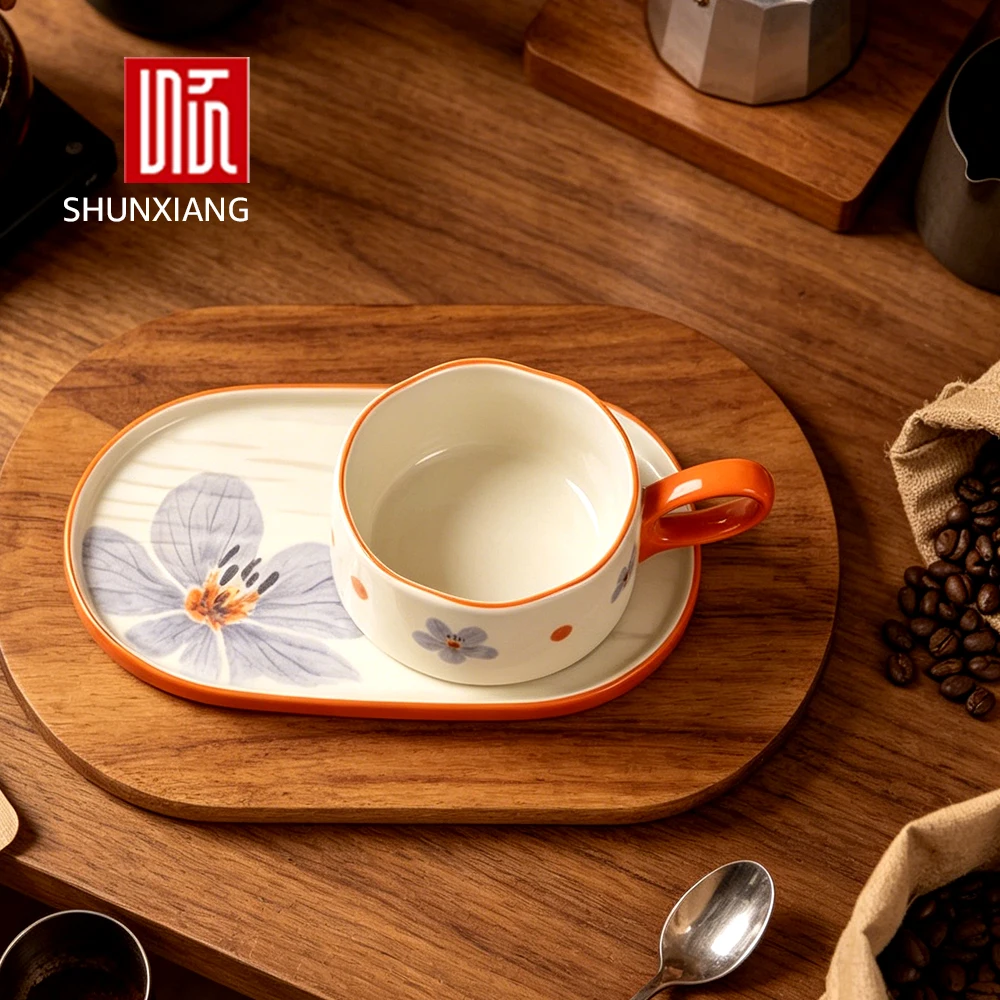SHUNXIANG Ceramic Coffee Cup & Saucer Set Coffee Cup French Style Vintage Floral Afternoon tea Cup Breakfast Milk Tea Cups