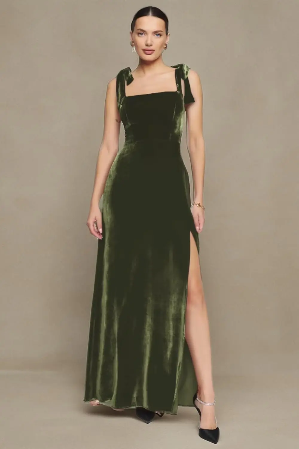 

Velvet Bridesmaid Dress Long for Women Bow Straps Formal Evening Party Prom Gown with Slit Floor Length