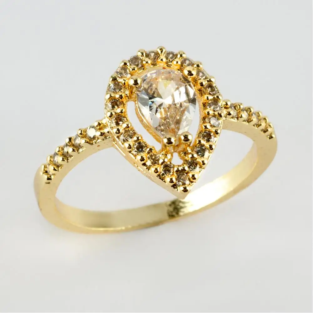 Triangle Figured Zircon Stone Ring