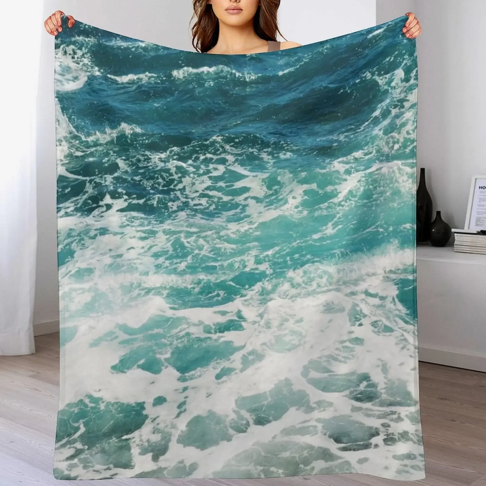 

Blue Ocean Waves Throw Blanket Luxurious Soft Fuzzy Blanket for Sofa Bed
