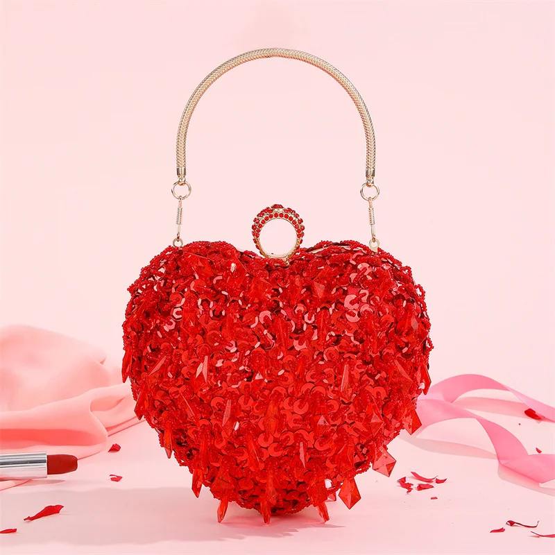 2023 Hot Red Woman Love Heart Bags Luxury Designer Shining Marriage Casual Lady Party Evening Dressing Purse Rich Clutch Bag