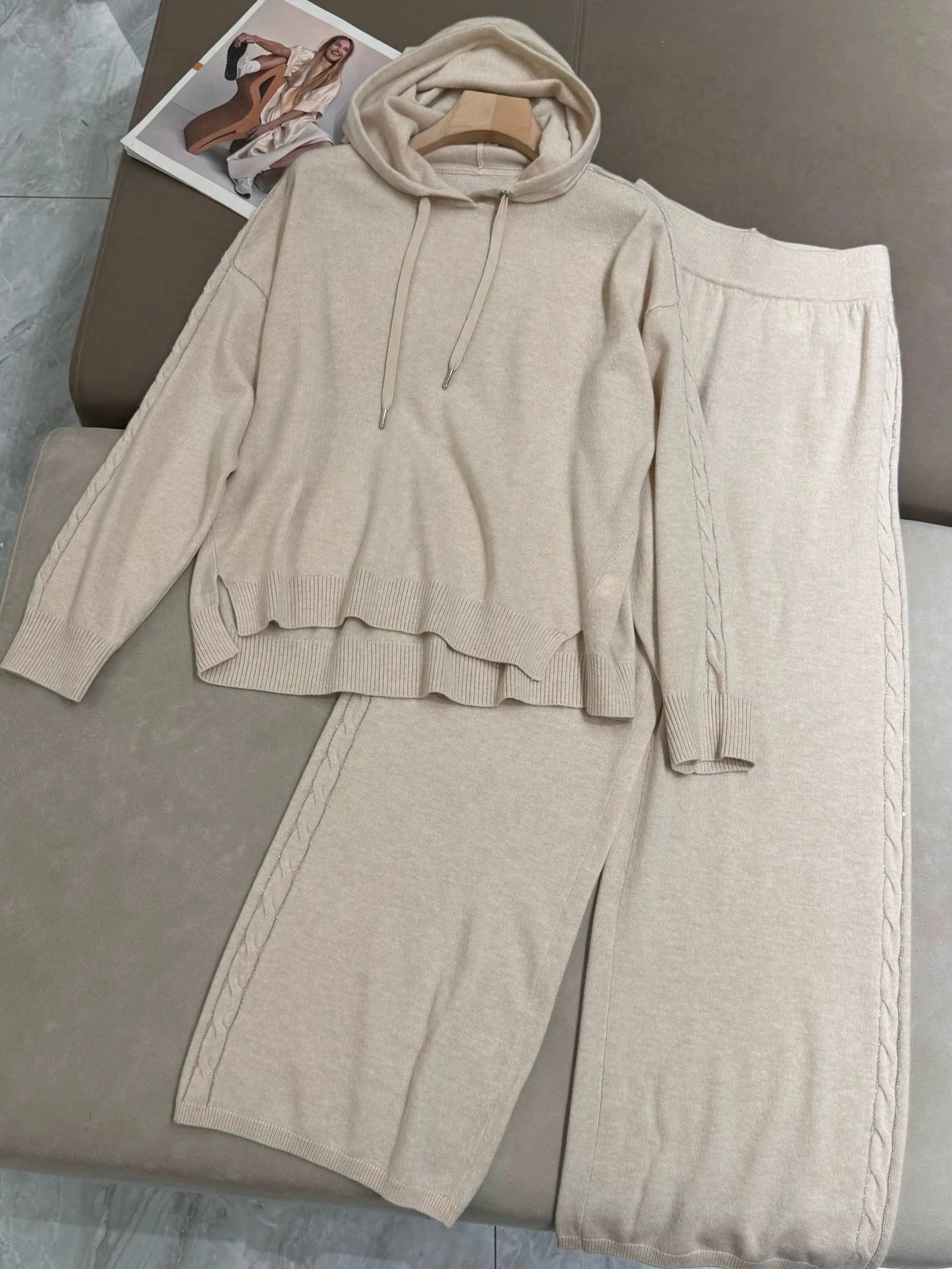 Autumn Women\'s Cashmere Long-sleeved Hoodie Knitted Sweatshirt Suit + High Waist Casual Drawstring Trousers 2-Piece Set