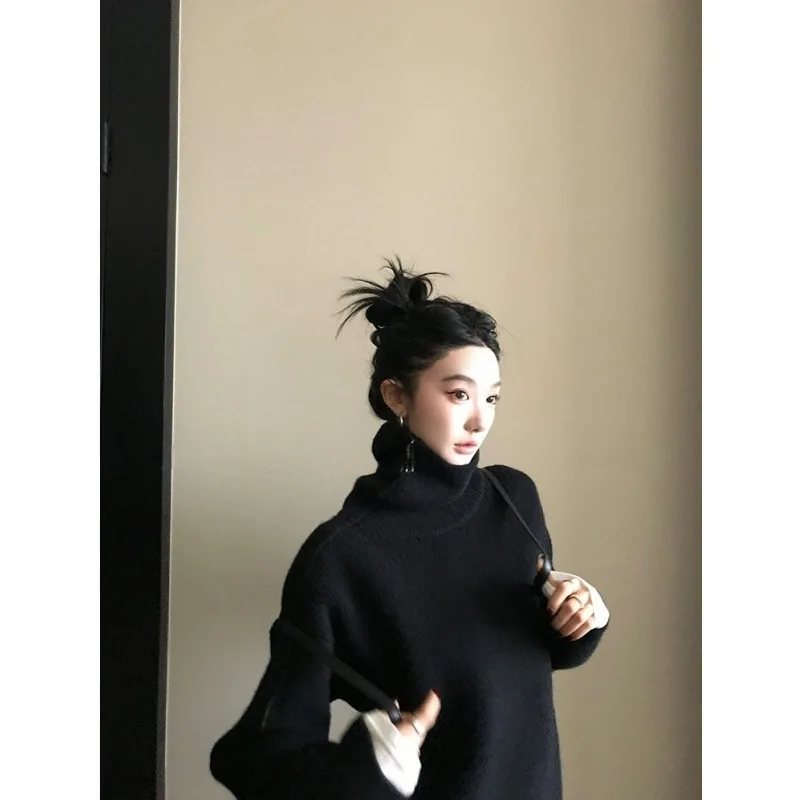 

Женская толстовка на молнии на плечах, новинка зимы 2025, женская водолазка, вязаный свитер, универсальный дизайн, уникальный нишевый вязаный топ