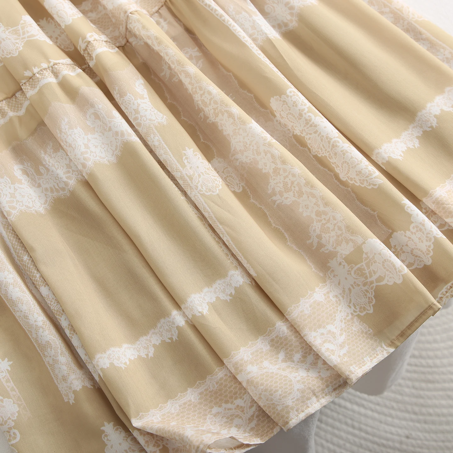 Gonne a torta a strati blu stampate con lacci eleganti francesi per le donne Abito estivo a trapezio stile fata da ragazza dolce elastico in vita